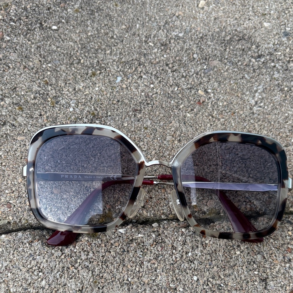 Prada Tortoiseshell Square Sunglasses with Gray Lenses